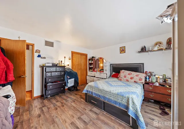4th image of 1 Hall St, Piscataway, NJ 08854 | MLS# 2603450R