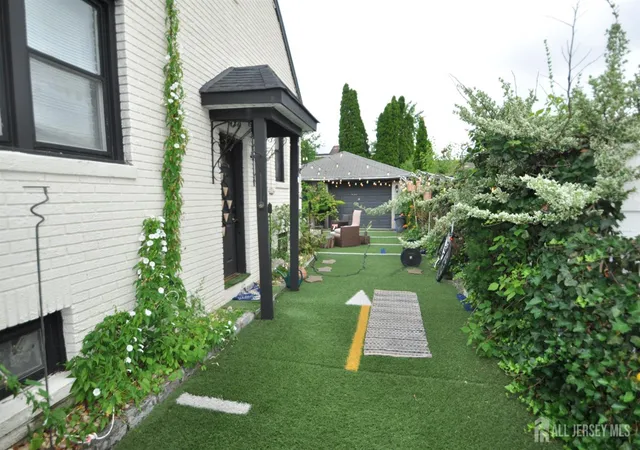 4th image of 20 Maine Ave, Carteret, NJ 07008 | MLS# 2618288R