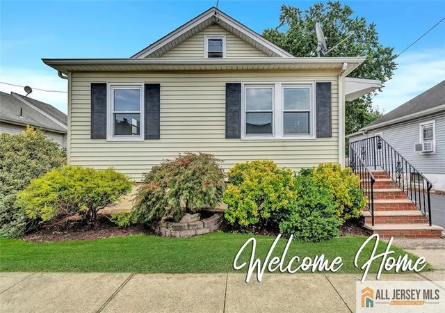 Photo 1 of Single family home for sale at 227 Old Rd, Sewaren, NJ 07077 | MLS# 2660236M | Listing updated on 2025-10-07