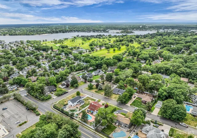 Photo 2 of Single family home for sale at 513 Ilexberry Ln, Toms River, NJ 08753 | MLS# 2618035R | Listing updated on 2026-06-23