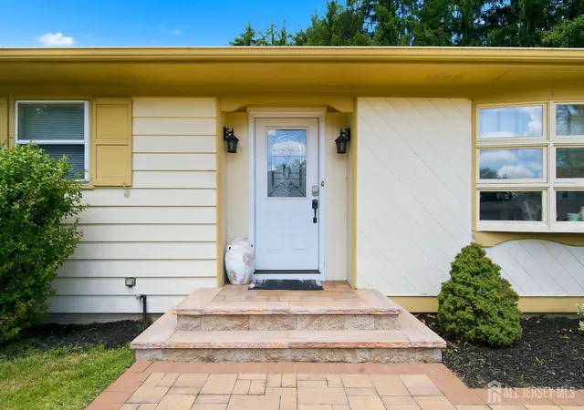 Photo 3 of Single family home for sale at 1 Beech Ct, East Brunswick, NJ 08816 | MLS# 2703555R | Listing updated on 2026-09-10