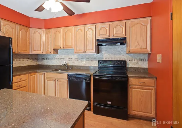 5th image of 39 Mcfadden Dr, Monroe Township, NJ 08831 | MLS# 2700713R