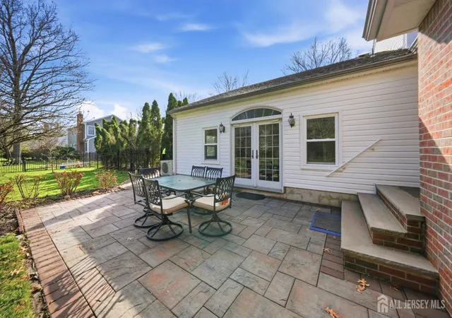 Homes for sale in Cranbury, NJ | 7 Monroe Pl, Cranbury, NJ 08512 | MLS# 2616988R
