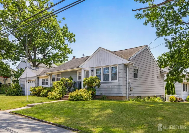 Homes for sale in Sayreville, NJ | 44 Garfield Pl, Sayreville, NJ 08859 | MLS# 2700112R