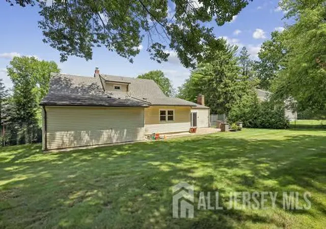 33rd image of 219 W 1st St, Edison, NJ 08820 | MLS# 2702140R