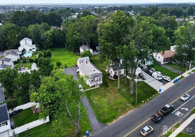 3rd image of 886 Main St, Fords, NJ 08863 | MLS# 2702769R
