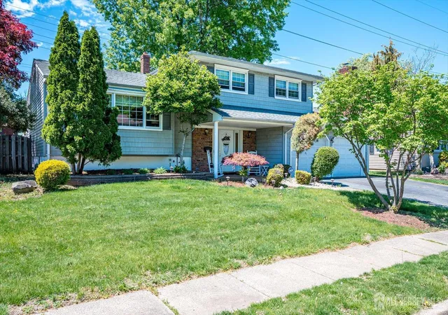 Photo 1 of Single family home for sale at 27 Eileen Way, Edison, NJ 08837 | MLS# 2615506R | Listing updated on 2026-09-28