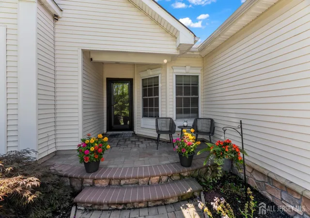 Photo 3 of Single family home for sale at 27 Pacific Ave, Bayville, NJ 08721 | MLS# 2702803R | Listing updated on 2026-09-09