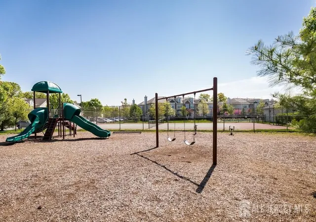 33rd image of 189 Sunshine Dr, Piscataway, NJ 08854 | MLS# 2701175R