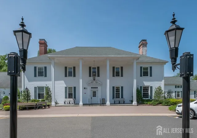 2nd image of 487 Somerset Ln, Monroe Township, NJ 08831