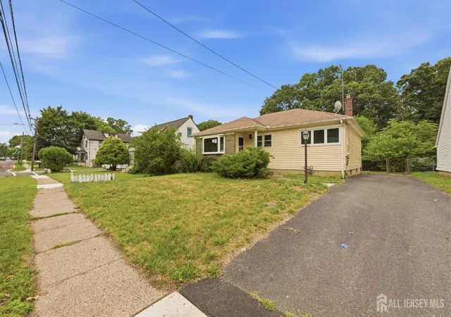Photo 2 of Single family home for sale at 1338 Grant Ave, South Plainfield, NJ 07080 | MLS# 2700707R | Listing updated on 2026-08-26