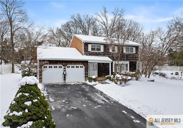 Homes for sale in Franklin, NJ | 8 Liberty Ln, Franklin, NJ 08873 | MLS# 2661063M