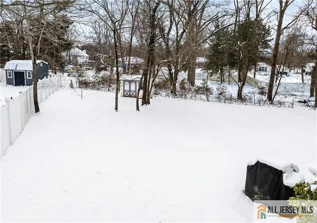 Homes for sale in Franklin, NJ | 8 Liberty Ln, Franklin, NJ 08873 | MLS# 2661063M