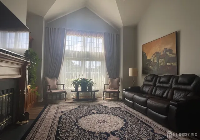 Homes for sale in Sayreville, NJ | 17 Tuthill Ct, Sayreville, NJ 08872 | MLS# 2700813R