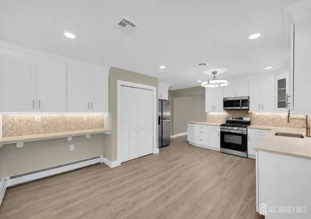 Photo 3 of Single family home for sale at 47 Doral Dr, Toms River, NJ 08757 | MLS# 2703566R | Listing updated on 2026-09-10