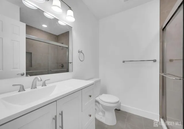 Photo 4 of Single family home for sale at 47 Doral Dr, Toms River, NJ 08757 | MLS# 2703566R | Listing updated on 2026-09-10