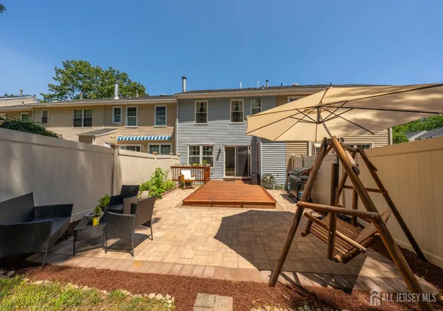 3rd image of 35 E Byrnes Ln E, Sayreville, NJ 08872 | MLS# 2702076R