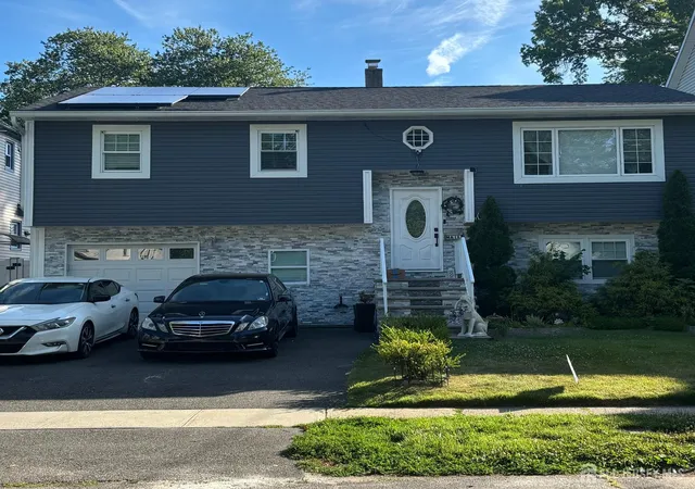 Photo 1 of Single family home for sale at 417 Jefferson Ave, Dunellen, NJ 08812 | MLS# 2700276R | Listing updated on 2026-09-21