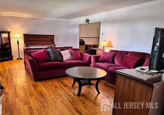 4th image of 20 Tracey Dr, Milltown, NJ 08850 | MLS# 2617449R