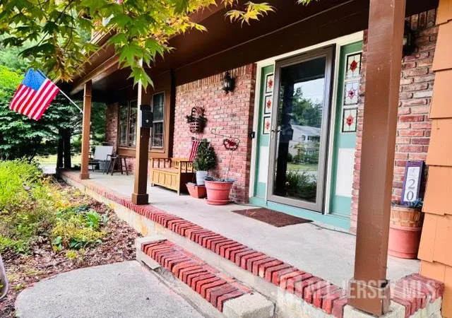 3rd image of 20 Tracey Dr, Milltown, NJ 08850 | MLS# 2617449R