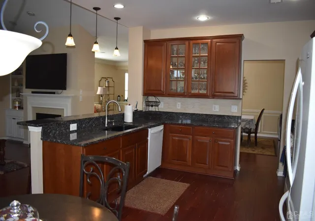 Photo 4 of Single family home for sale at 222 Springmeadow Way #222, Jamesburg, NJ 08831 | MLS# 2409581R | Listing updated on 2024-05-01