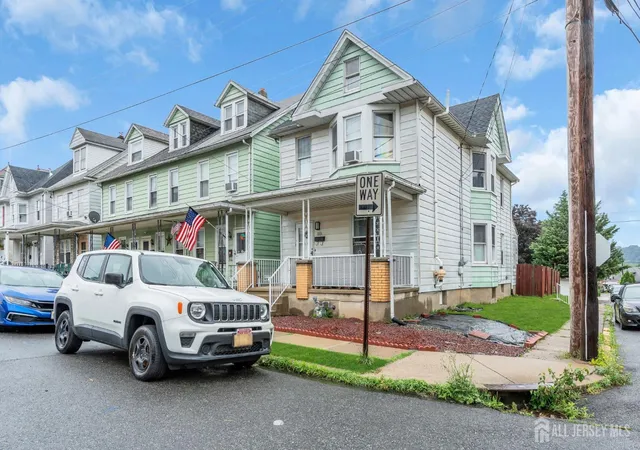 Homes for sale in Phillipsburg, NJ | 115 Glen Ave, Phillipsburg, NJ 08865 | MLS# 2700337R