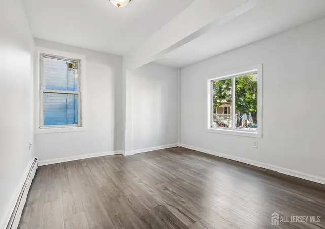 Homes for sale in New Brunswick, NJ | 219 Seaman St, New Brunswick, NJ 08901 | MLS# 2700010R