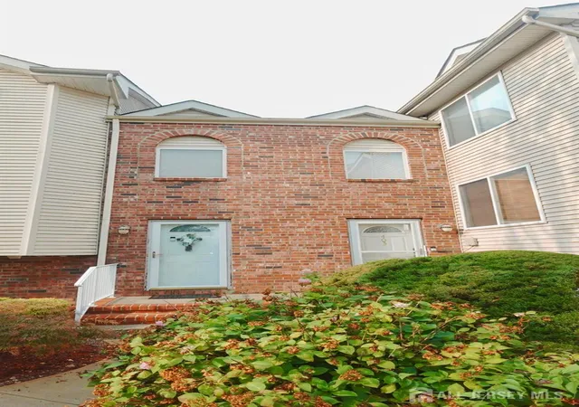1st image of 402 Holly Dr, Perth Amboy, NJ 08861 | MLS# 2701184R