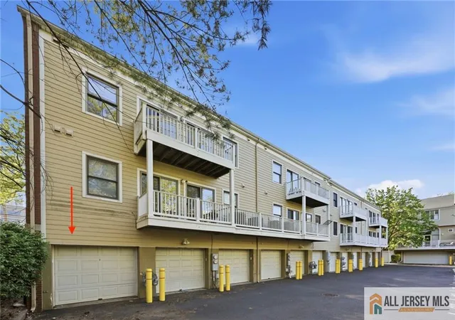Homes for sale in New Brunswick, NJ | 151 Neilson St, New Brunswick, NJ 08901 | MLS# 2661698M