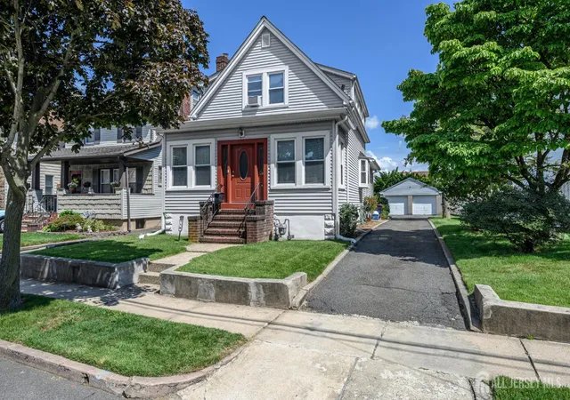 Photo 1 of Single family home for sale at 716 4th Street, Lyndhurst, NJ 07071 | MLS# 2702098R | Listing updated on 2026-08-20