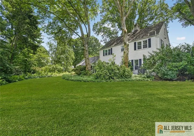 34th image of 9 Wynnewood Dr, Cranbury, NJ 08512 | MLS# 2770310M