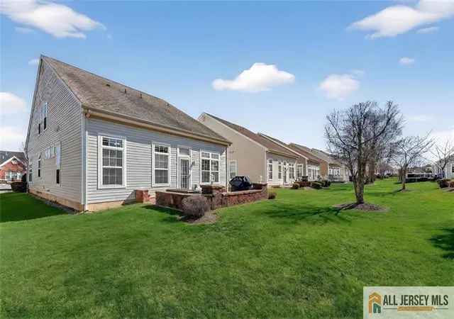 29th image of 8 Turret Dr, Monroe Township, NJ 08831 | MLS# 2661426M