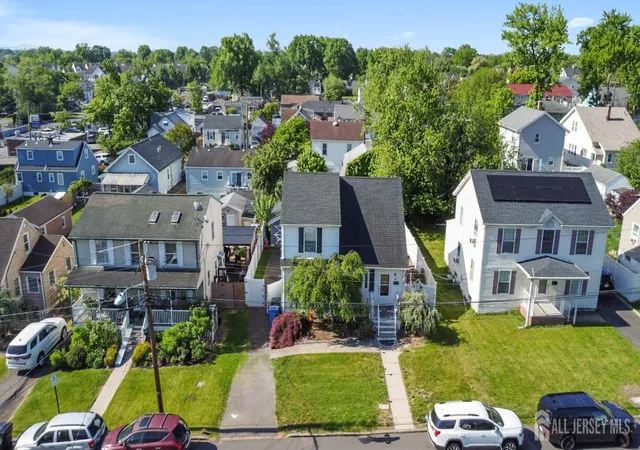 Homes for sale in Woodbridge Proper, NJ | 81 Lockwood Ave, Woodbridge Proper, NJ 07095 | MLS# 2616555R