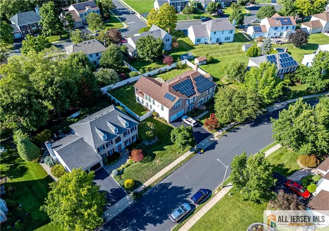 38th image of 25 Dickinson Rd, Kendall Park, NJ 08824 | MLS# 2770201M