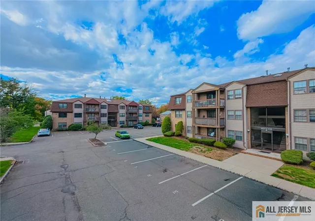 Photo 3 of Condo for sale at 404 Newport Ct, Fords, NJ 08863 | MLS# 2660713M | Listing updated on 2025-11-03