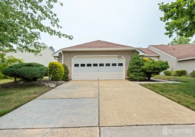 3rd image of 834 Vail Rd #A, Monroe, NJ 08831 | MLS# 2700911R