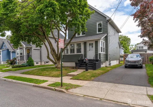 2nd image of 11 Jean Ct, Woodbridge, NJ 07095 | MLS# 2701839R