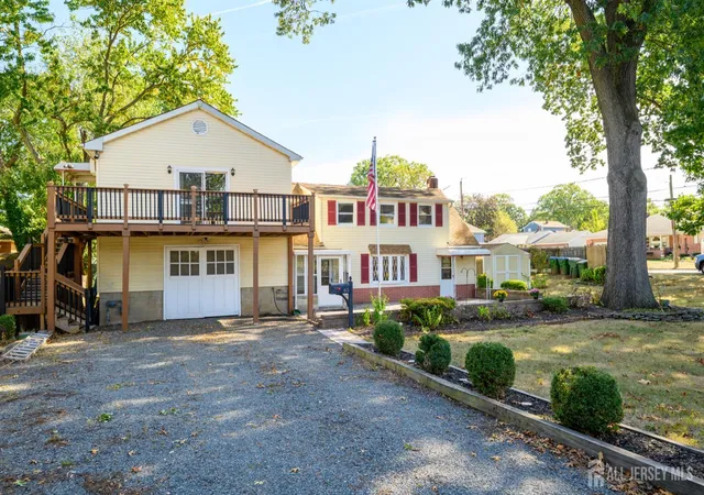 Photo 2 of Single family home for sale at 65 Orange St, Edison, NJ 08817 | MLS# 2604121R | Listing updated on 2026-01-27