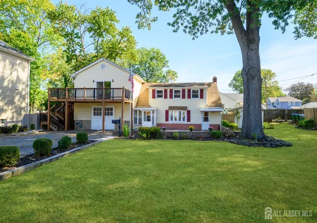 Photo 3 of Single family home for sale at 65 Orange St, Edison, NJ 08817 | MLS# 2604121R | Listing updated on 2026-01-27
