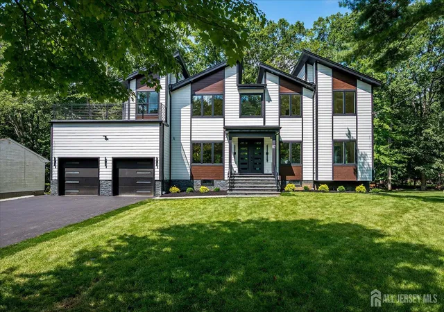 Photo 3 of Single family home for sale at 67 Falcon Rd, Livingston, NJ 07039 | MLS# 2703112R | Listing updated on 2026-09-18