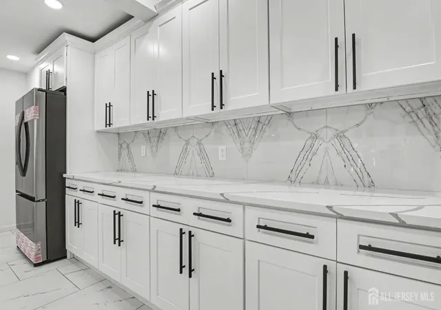 Photo 3 of Single family home for sale at 1433 Dogwood Dr, Piscataway, NJ 08854 | MLS# 2701215R | Listing updated on 2026-08-07