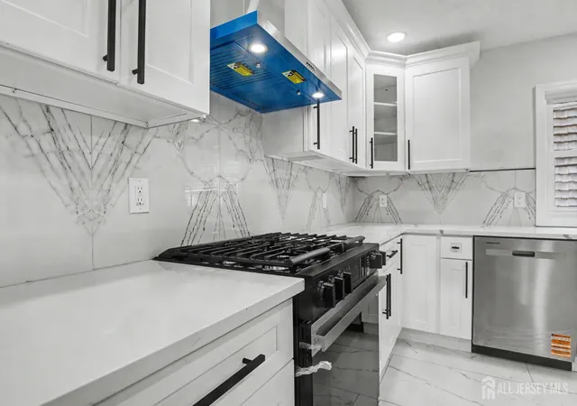 Photo 3 of Single family home for sale at 1433 Dogwood Dr, Piscataway, NJ 08854 | MLS# 2701215R | Listing updated on 2026-08-07