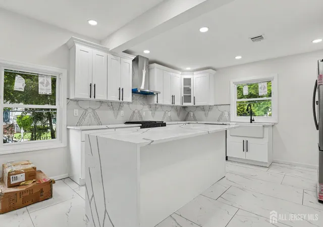 Photo 4 of Single family home for sale at 1433 Dogwood Dr, Piscataway, NJ 08854 | MLS# 2701215R | Listing updated on 2026-08-07