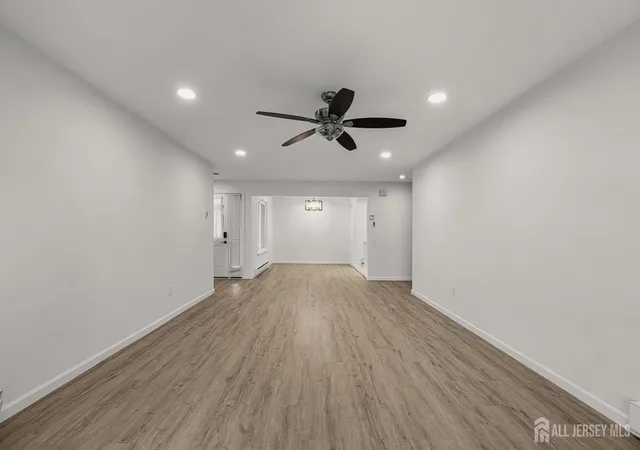 Listing Photo 5 - Condo for sale in building located at 110-c Chatham Dr, Monroe Township, NJ 08831