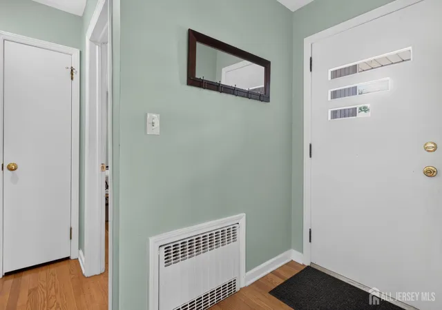 Photo 4 of Single family home for sale at 952 Cranbury Cross Rd, North Brunswick, NJ 08902 | MLS# 2701273R | Listing updated on 2026-08-12
