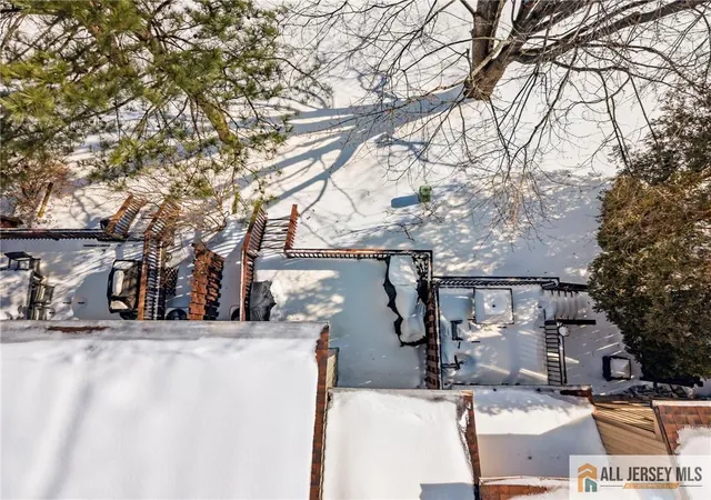 27th image of 155 Penn Ct #136, Matawan, NJ 07747 | MLS# 2661249M