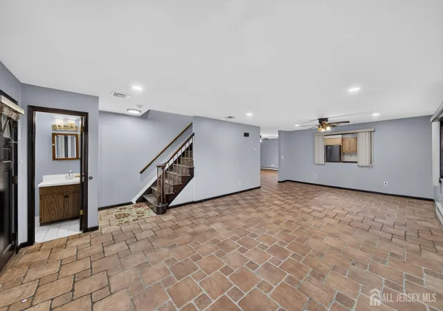 2nd image of 14 Carteret St, Port Reading, NJ 07064 | MLS# 2702921R