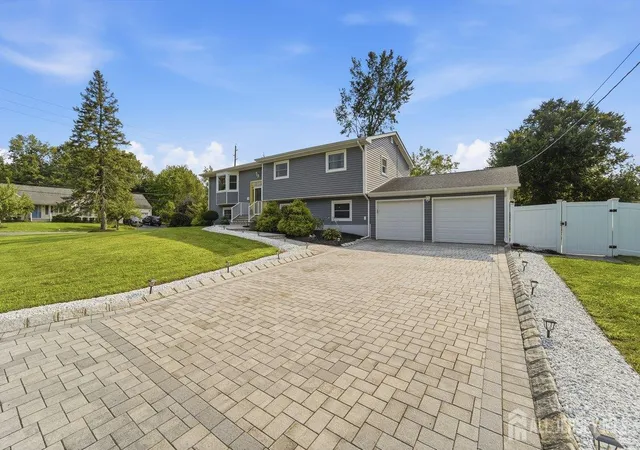Photo 3 of Single family home for sale at 5350 Orchard St, Piscataway, NJ 08854 | MLS# 2702628R | Listing updated on 2026-09-23