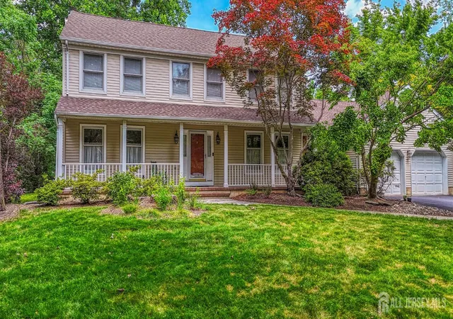 1st image of 7 Lake Farrington Dr, North Brunswick, NJ 08902 | MLS# 2617110R