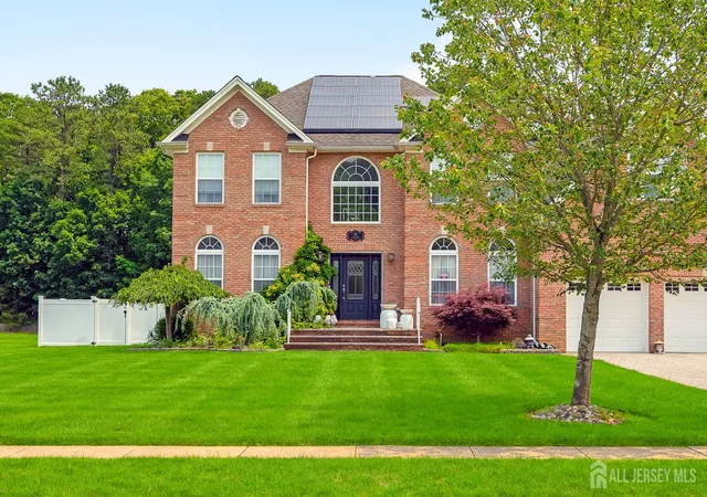 Photo 1 of Single family home for sale at 47 Lori St, Monroe Township, NJ 08831 | MLS# 2515579R | Listing updated on 2026-09-10